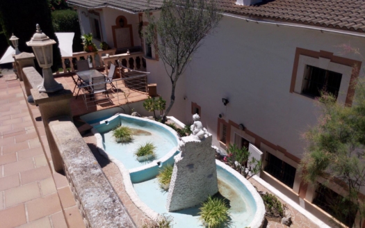 Klassische Villa mit Pool und Garten in Santa Ponsa - Investment