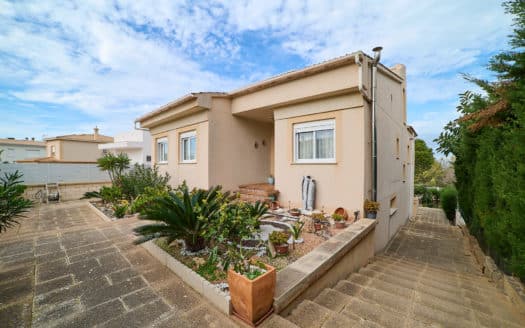 Freistehendes Meerblick Chalet mit eigenem Pool und Blick auf die Bucht von Palma