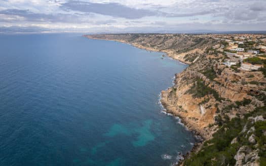 Detached sea view chalet with private pool and views of the bay of Palma