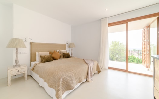 Charming new construction villa on the outskirts of Calvia with pool and incredible views