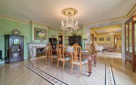 Mediterrane Villa mit großem Pool und traumhaftem Bergblick im ruhigen Dorf Es Capdellà