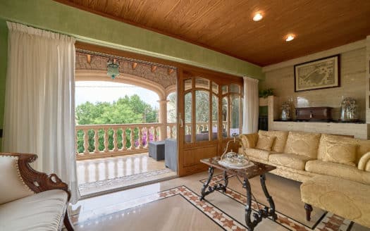 Mediterrane Villa mit großem Pool und traumhaftem Bergblick im ruhigen Dorf Es Capdellà