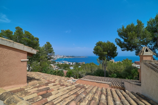 What should I consider when buying a property in Mallorca?