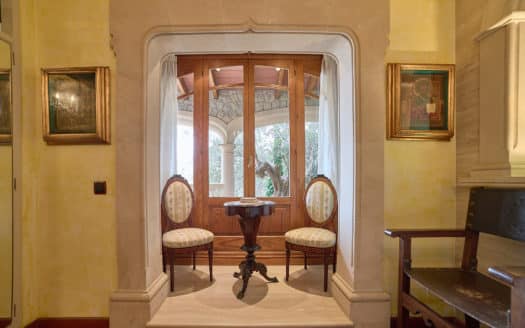 Mediterrane Villa mit großem Pool und traumhaftem Bergblick im ruhigen Dorf Es Capdellà