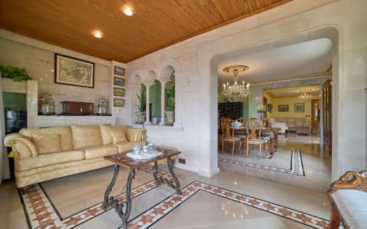 Mediterranean villa with large pool and stunning mountain views in the quiet village of Es Capdellà