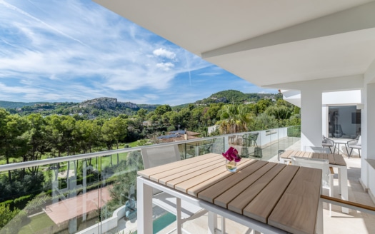 Exklusive Villa mit Blick auf das Meer, den Golfplatz und die Berge in der renommierten Wohngegend von Son Vida