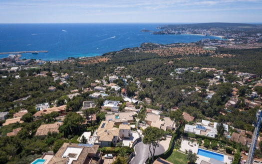 Elegante villa en Costa den Blanes con piscina y preciosas vistas al mar en una zona tranquila