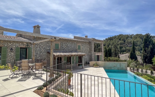 Finca in Es Capdella with pool, fantastic views and Mallorca flair