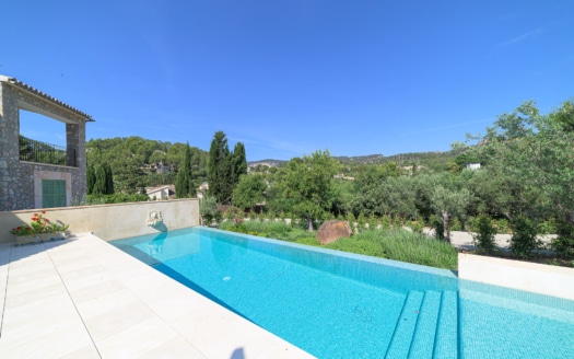 Finca in Es Capdella with pool, fantastic views and Mallorca flair