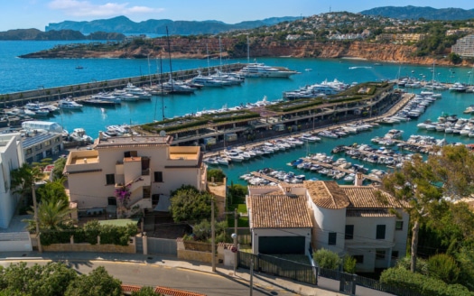 Chalet de nueva construcción en El Toro con vistas al mar - vida de lujo redefinida