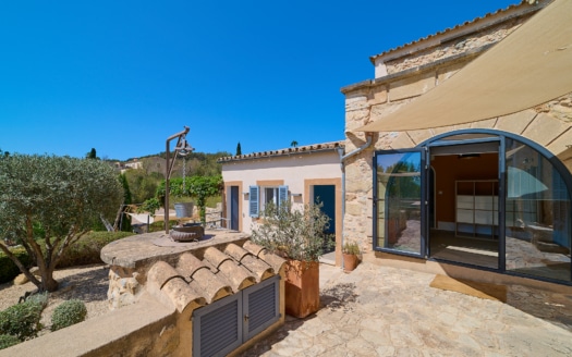 Finca de ensueño en Es Capdella: tranquilidad, lujo y vistas impresionantes en el corazón de Mallorca