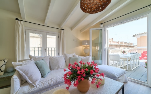 Luxurious townhouse in Palma's old town with roof terrace and private pool - an oasis of exclusivity