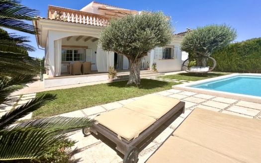 Modern detached villa in Sa Torre with pool & garden