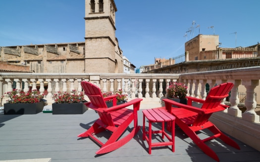 Luxurious townhouse in Palma's old town with roof terrace and private pool - an oasis of exclusivity