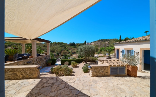 Finca de ensueño en Es Capdella: tranquilidad, lujo y vistas impresionantes en el corazón de Mallorca