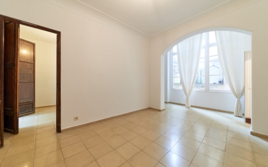 Investment: Historisches Apartment in Palmas Altstadt zum Sanieren