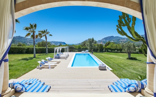 Einzigartige Finca in Puerto de Andratx: Mediterranes Juwel mit atemberaubendem Blick