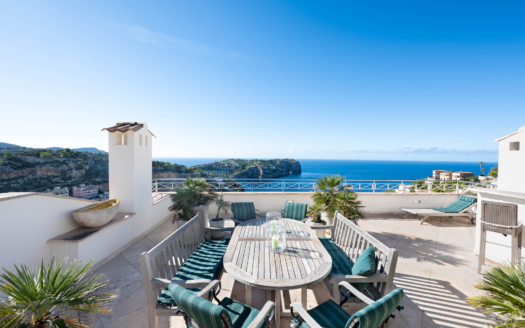 Luxuriöses Penthouse in Port d'Andratx mit atemberaubendem Meerblick