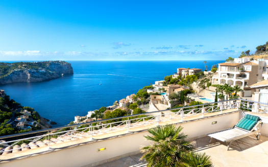 Luxuriöses Penthouse in Port d'Andratx mit atemberaubendem Meerblick