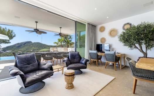 Espectacular villa de lujo en Port Andratx en dos parcelas con magníficas vistas al mar sobre toda la bahía de Port Andratx