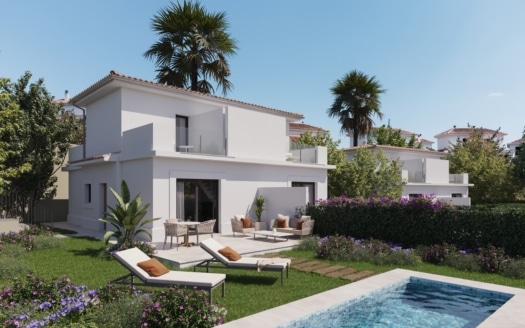 Large semi-detached house near Cala Romantica in new residential complex
