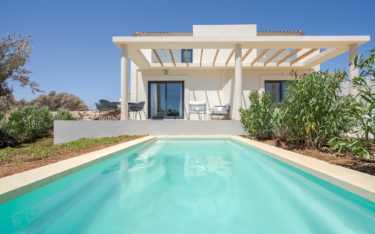 Casa adosada de nueva construcción en Cala Romántica en un moderno complejo residencial