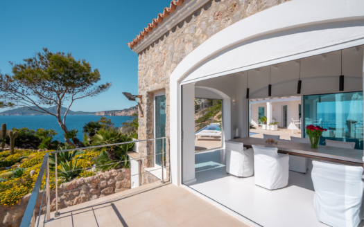 Luxurious villa in first sea line in dream location of La Mola - Port d'Andratx