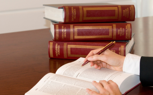 Diferencia entre derechos adquiridos y legalización