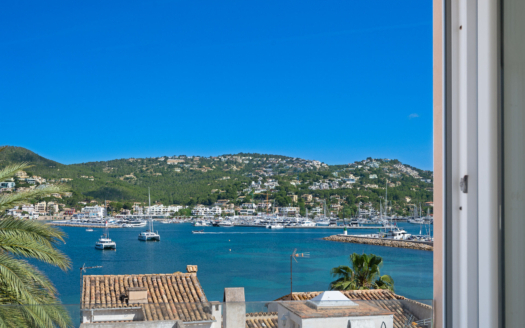 Einzigartiges Penthouse-Projekt mit Investitionspotenzial in Puerto de Andratx über 3 Etagen