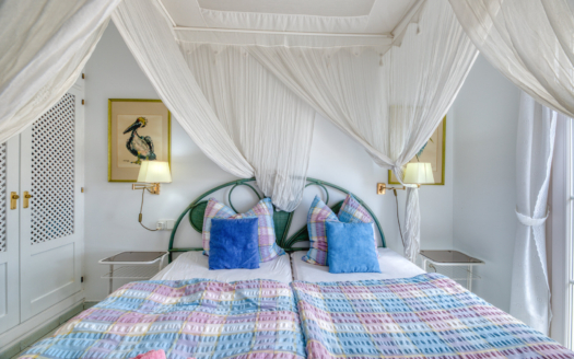 Villa in Port Andratx with sea views in a top location as an investment