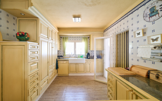 Chalet in Costa de la Calma with sea views, pool and granny apartment for renovation