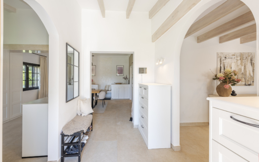 Finca con casas de huéspedes y vistas panorámicas cerca de Binissalem