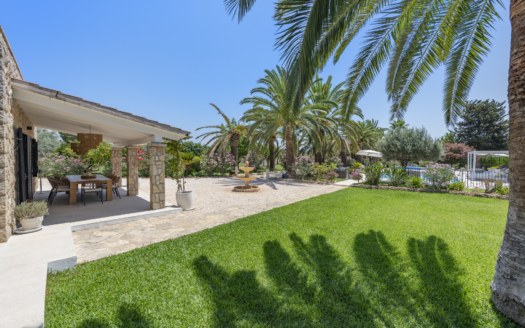Finca mit Gästehäusern und Panoramablick bei Binissalem