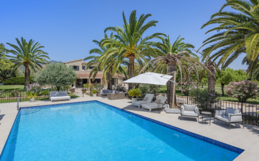 Finca mit Gästehäusern und Panoramablick bei Binissalem