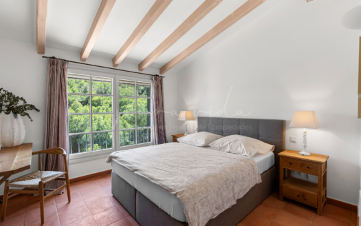 Finca en Camp de Mar con piscina y 3 parcelas adicionales