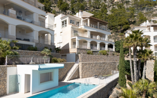 Exclusive penthouse in Port Andratx in a private, elegant residential complex