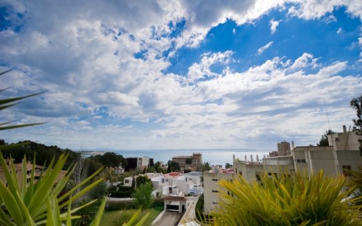 Penthouse in ruhiger Gegend in Cas Catala mit sagenhaftem Meerblick