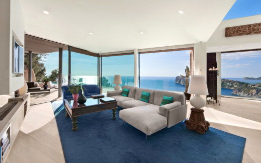 Contemporary luxury villa with spectacular sea views in Port Andratx