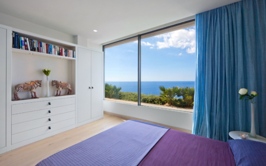Contemporary luxury villa with spectacular sea views in Port Andratx