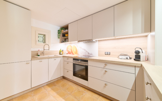 Charmantes Chalet in Anlage in Santa Ponsa mit Garten und schöner Poolanlage