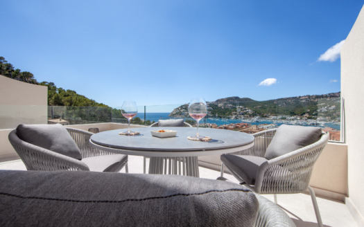 Exclusive design townhouse above the harbor of Port d'Andratx