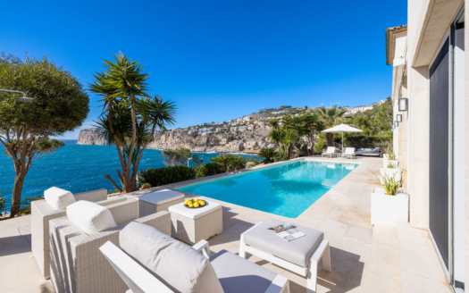 Exclusive villa in first sea line in Port d’Andratx